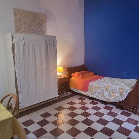 B&B Di Luisa Ledda Ales Zewnętrze zdjęcie