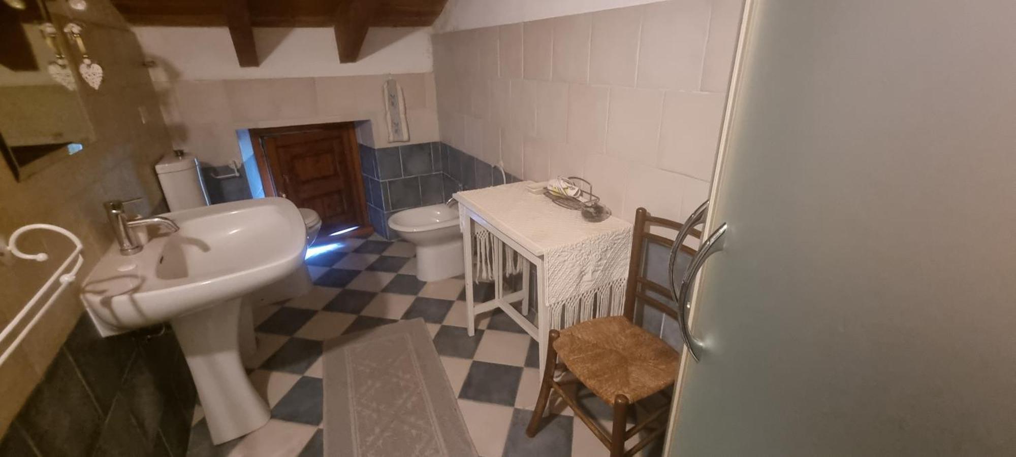 B&B Di Luisa Ledda Ales Zewnętrze zdjęcie